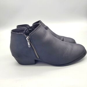 JBU Triumph Black Ankle Boots Zipper Faux Leather Women 11 Shoes